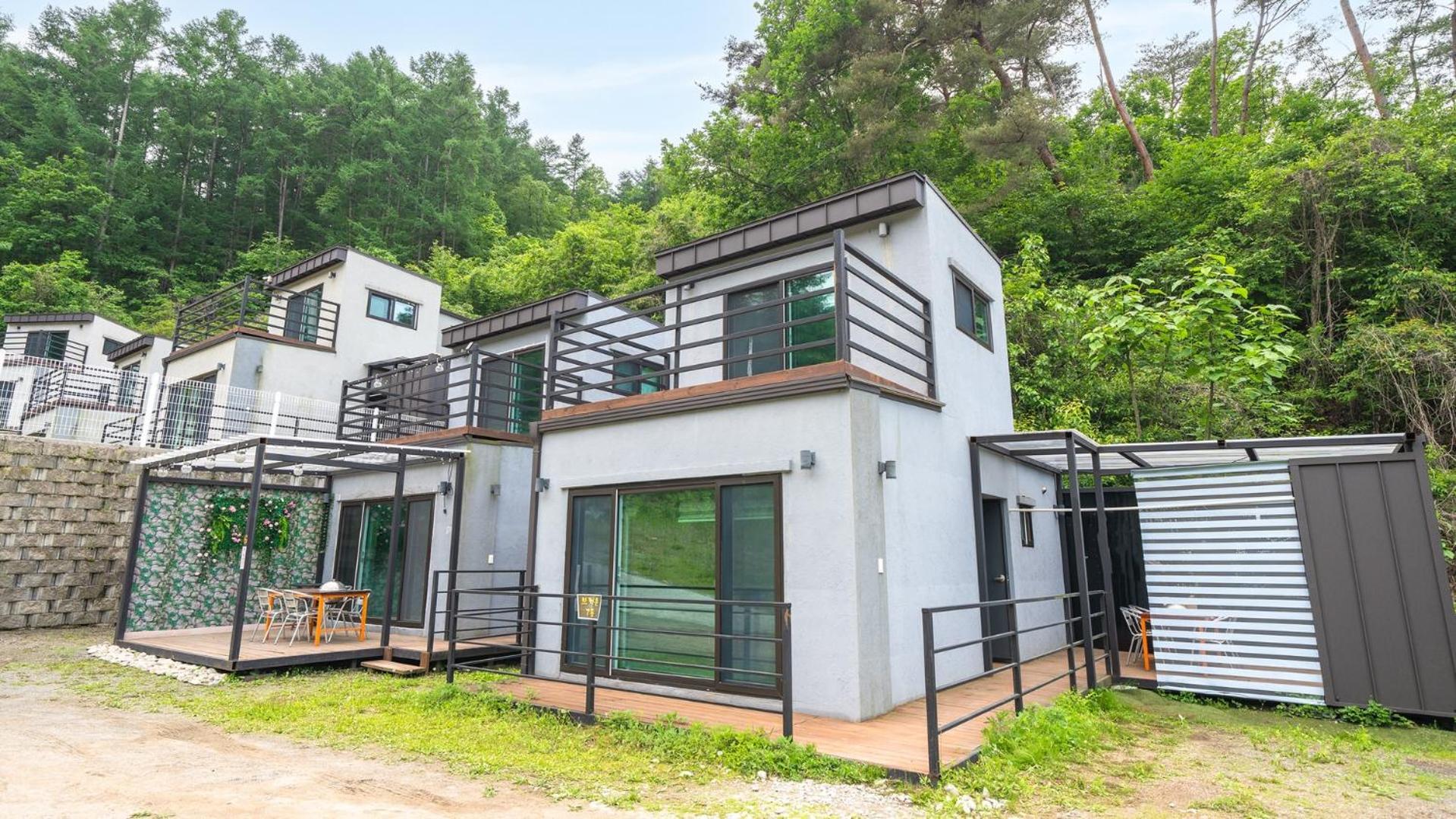 Hongcheon Stone Brown Pension Quarto foto