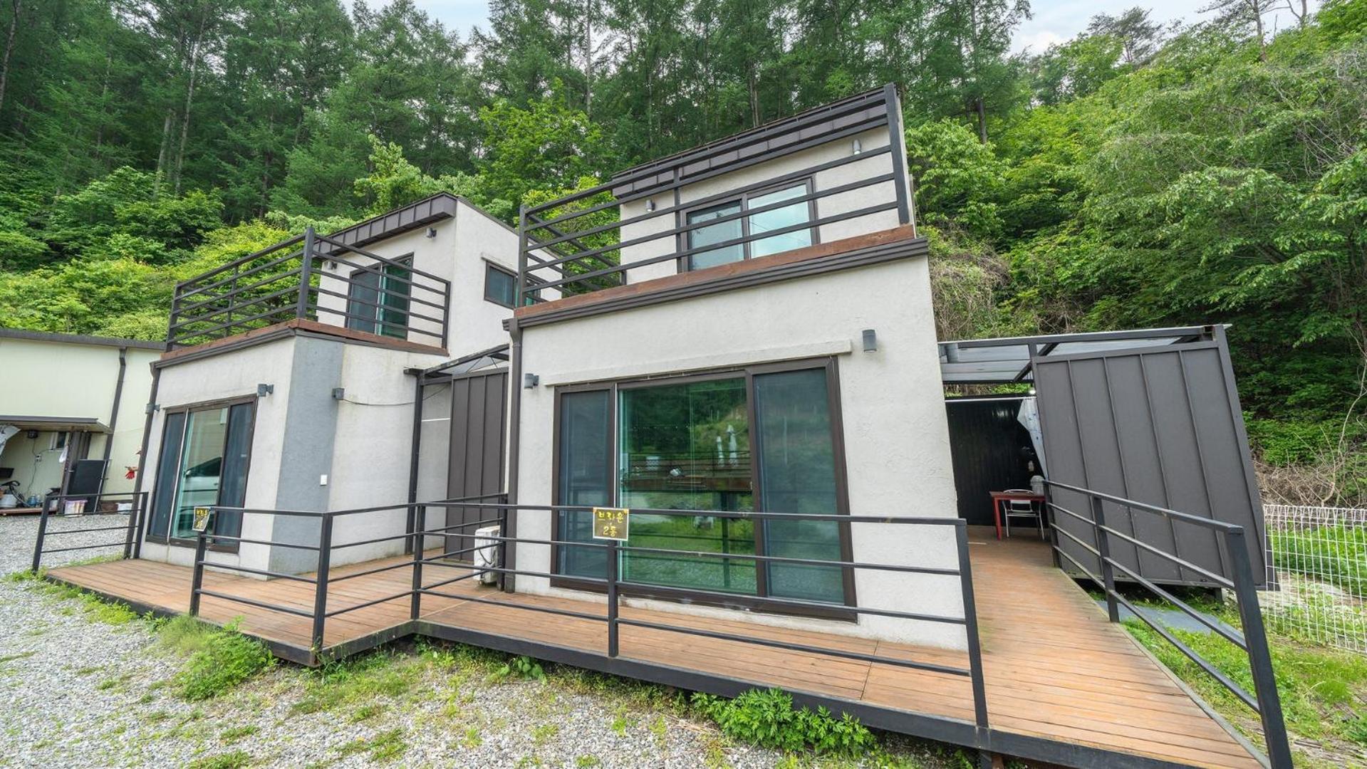 Hongcheon Stone Brown Pension Quarto foto